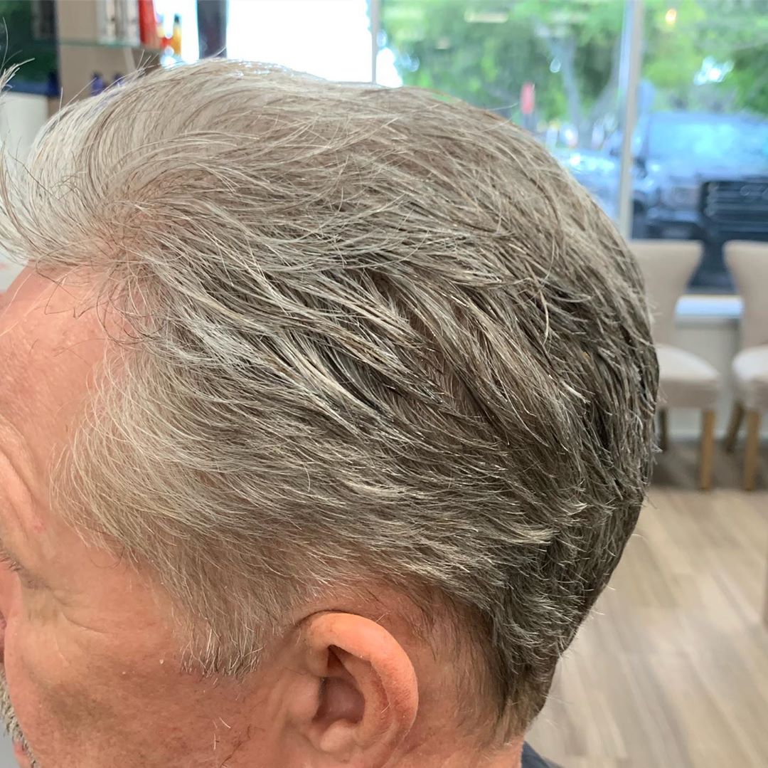 The Guide to Select the Old Man Toupee in a Store